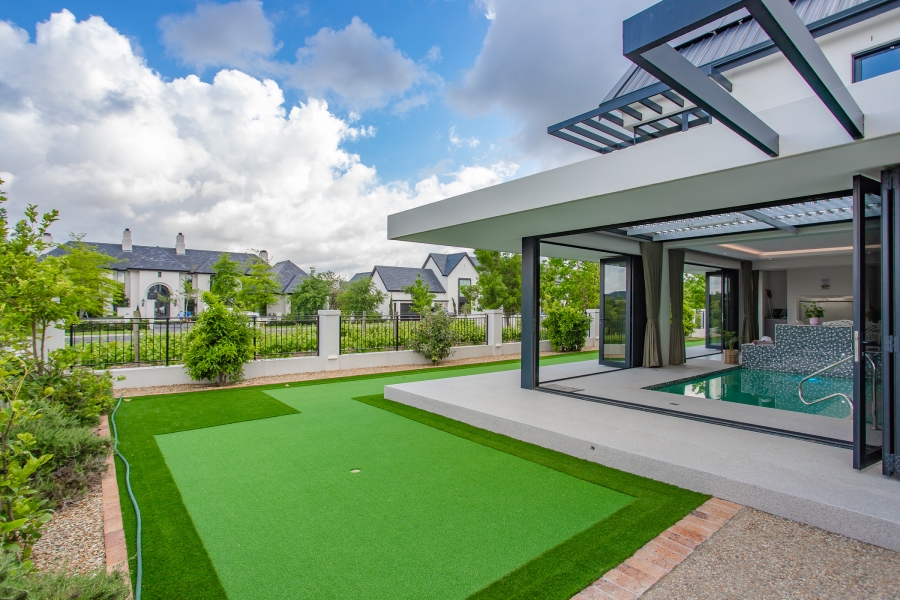 4 Bedroom Property for Sale in Val De Vie Estate Western Cape